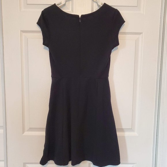 Merona Black Ribbed A-Line Cap Sleeve Dress, Size Medium M - Picture 3 of 4